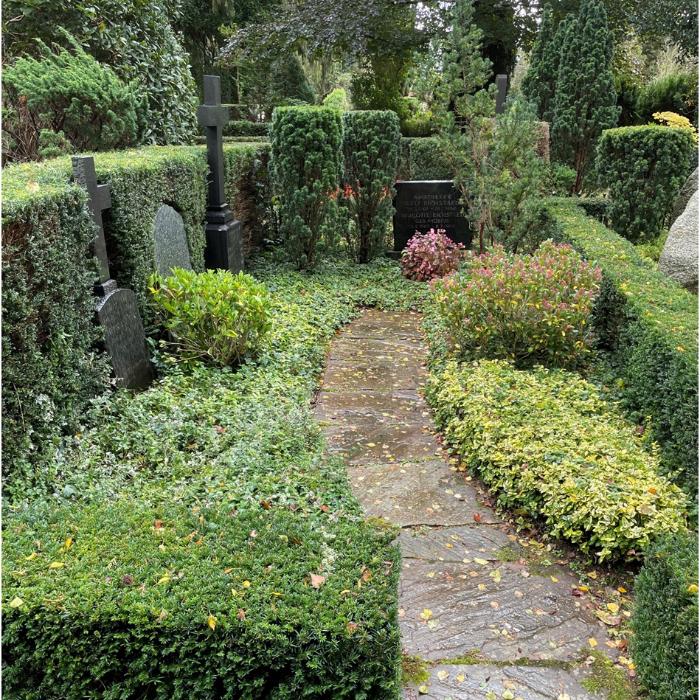 Apothekergrab Löwenapotheke 700x700